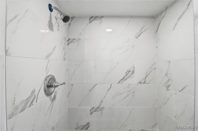 20473 W McKinney Avenue, Dunnellon, FL 34431