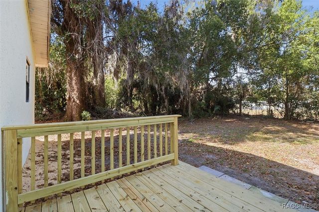 20473 W McKinney Avenue, Dunnellon, FL 34431