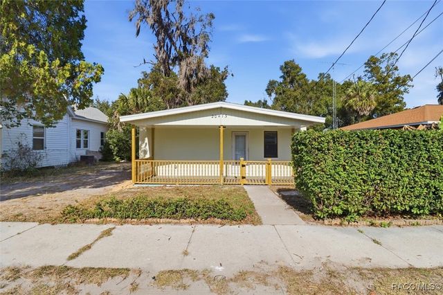 20473 W McKinney Avenue, Dunnellon, FL 34431