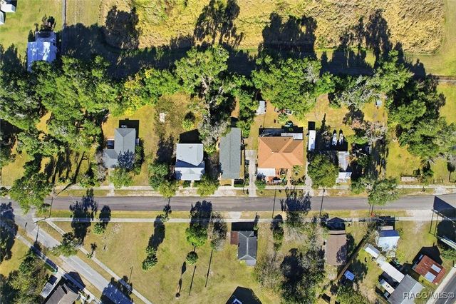 20473 W McKinney Avenue, Dunnellon, FL 34431