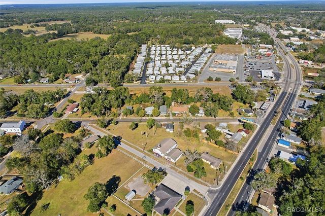 20473 W McKinney Avenue, Dunnellon, FL 34431