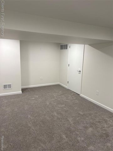 24162 Gleneyrie Drive, Southfield, MI 48033