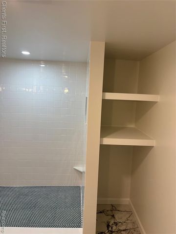 24162 Gleneyrie Drive, Southfield, MI 48033