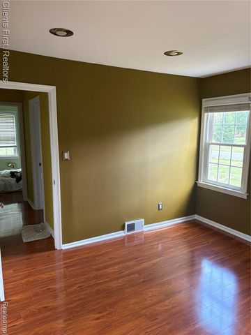 24162 Gleneyrie Drive, Southfield, MI 48033