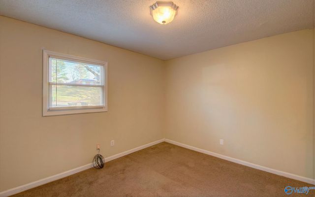 2253 Flippin Circle, Huntsville, AL 35810