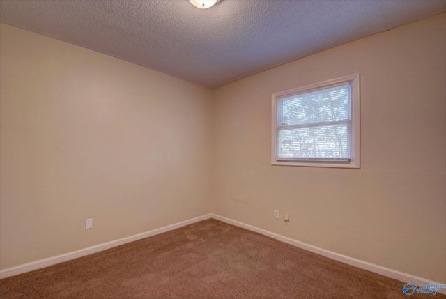 2253 Flippin Circle, Huntsville, AL 35810