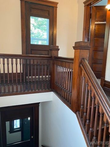 86 Edgewood Avenue Upper, Buffalo, NY 14220