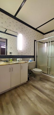 746 Lee Street, South Haven City, MI 49090