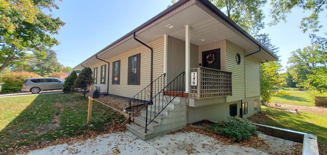 746 Lee Street, South Haven City, MI 49090