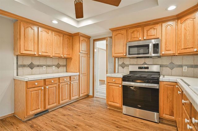 9200 Candlewood Drive, Oklahoma City, OK 73132