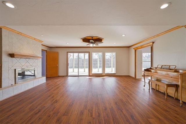 9200 Candlewood Drive, Oklahoma City, OK 73132