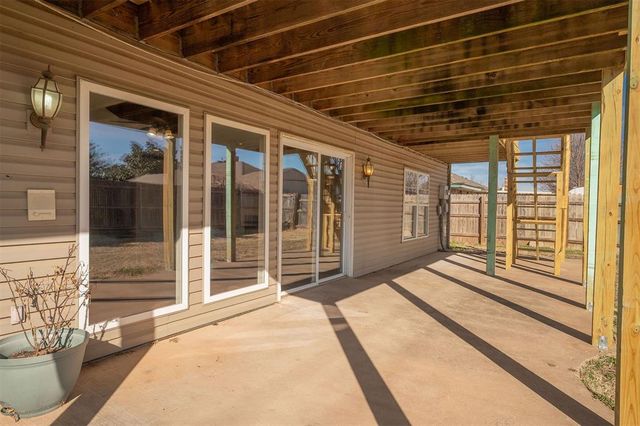 9200 Candlewood Drive, Oklahoma City, OK 73132