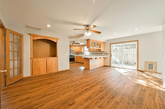 9200 Candlewood Drive, Oklahoma City, OK 73132