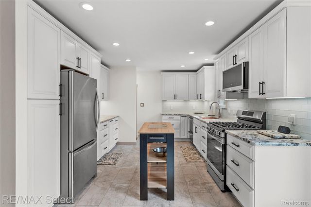 3101 W Maple Avenue, Mundy Township, MI 48507