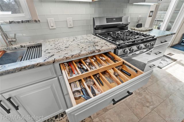 3101 W Maple Avenue, Mundy Township, MI 48507