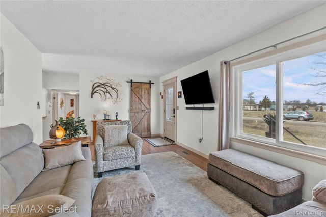 3101 W Maple Avenue, Mundy Township, MI 48507