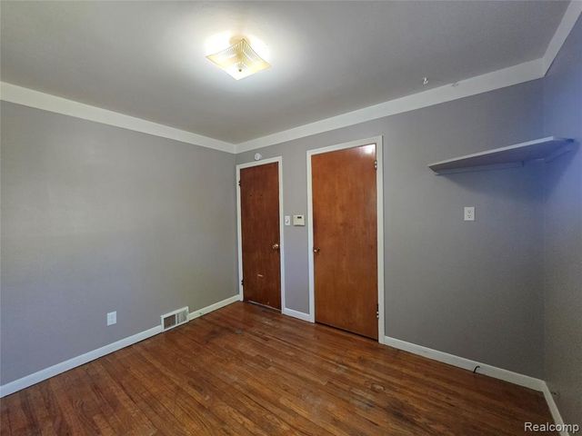 31422 Hazelwood Street, Westland, MI 48186