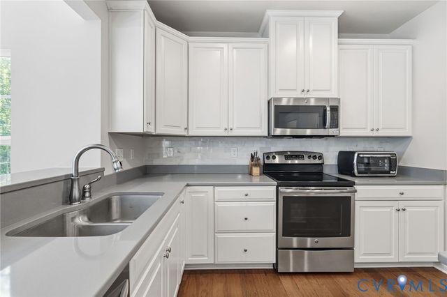 3055 Barnack Rd, Midlothian, VA 23112