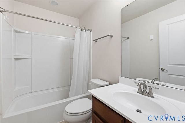 3055 Barnack Rd, Midlothian, VA 23112