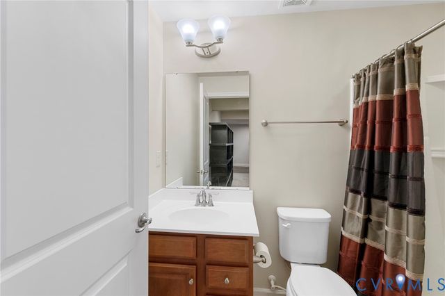 3055 Barnack Rd, Midlothian, VA 23112