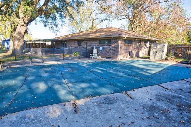 1303 Mac Drive, Sweeny, TX 77480