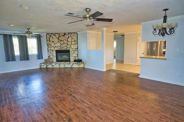 1303 Mac Drive, Sweeny, TX 77480