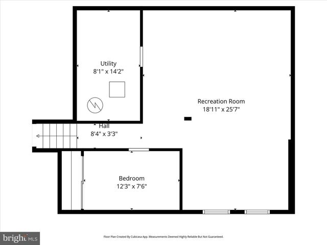 2400 BEEKAY CT, Vienna, VA 22181