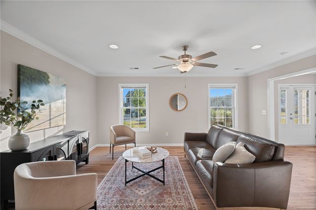 119 Sunny Point Loop, Central, SC 29630