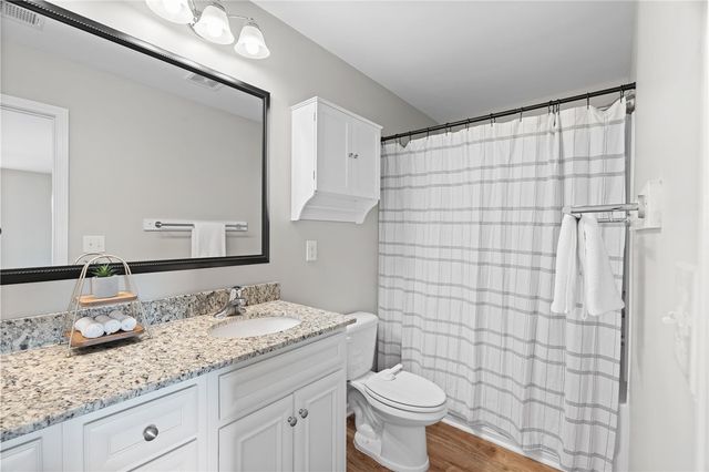 119 Sunny Point Loop, Central, SC 29630