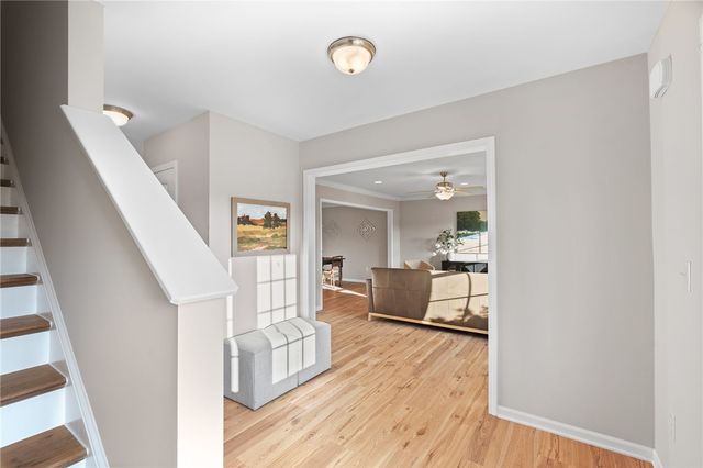 119 Sunny Point Loop, Central, SC 29630