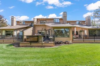 1965 Redtail Hawk Drive, Redmond, OR 97756