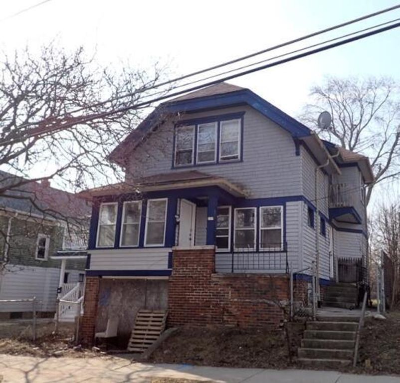 209 E Chambers STREET, Milwaukee, WI 53212