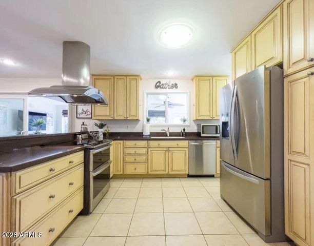 1715 N SUNSET Drive, Tempe, AZ 85288