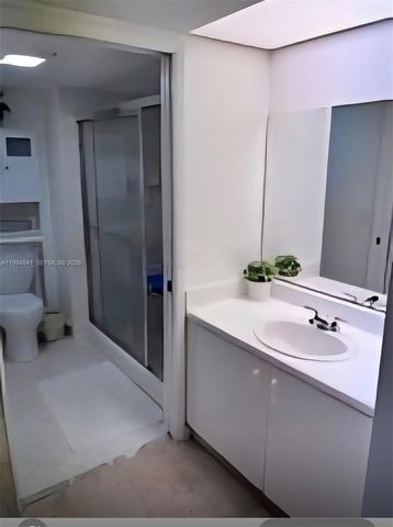 900 SW 142nd Ave 114L, Pembroke Pines, FL 33027