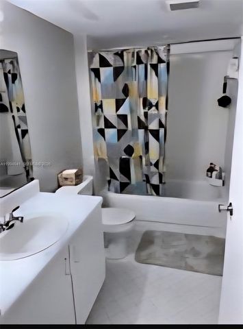 900 SW 142nd Ave 114L, Pembroke Pines, FL 33027