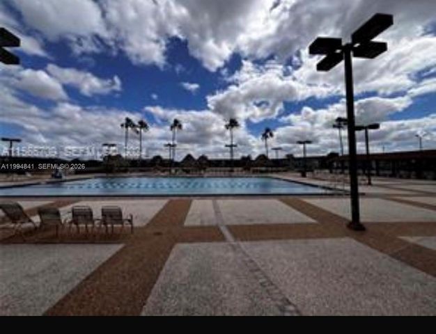 900 SW 142nd Ave 114L, Pembroke Pines, FL 33027