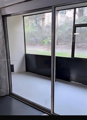 900 SW 142nd Ave 114L, Pembroke Pines, FL 33027