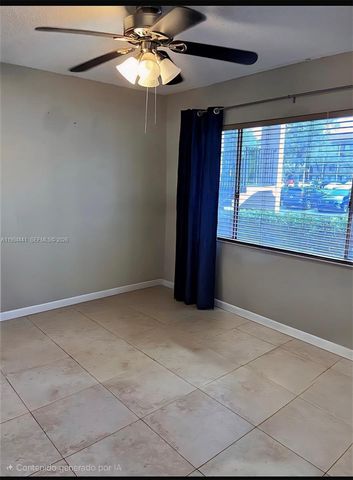 900 SW 142nd Ave 114L, Pembroke Pines, FL 33027