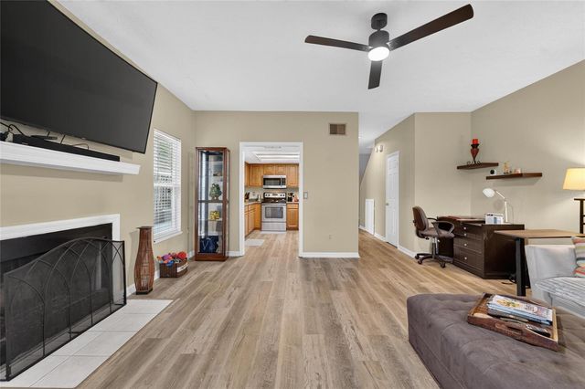 3219 W SANTIAGO STREET B, Tampa, FL 33629