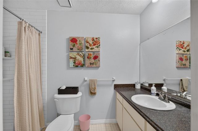 3219 W SANTIAGO STREET B, Tampa, FL 33629