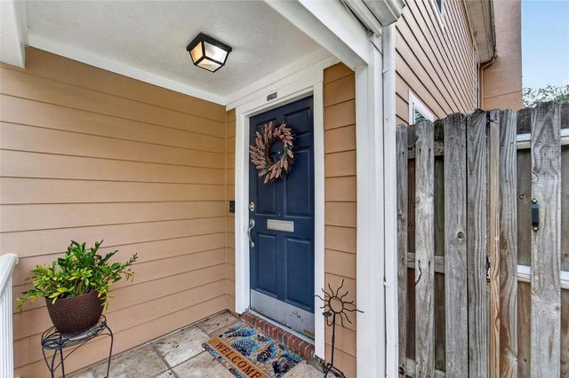 3219 W SANTIAGO STREET B, Tampa, FL 33629