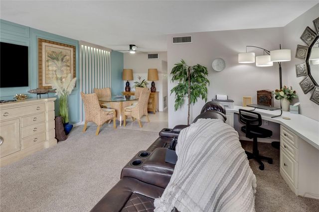 612 GUILD DRIVE 18, Venice, FL 34285