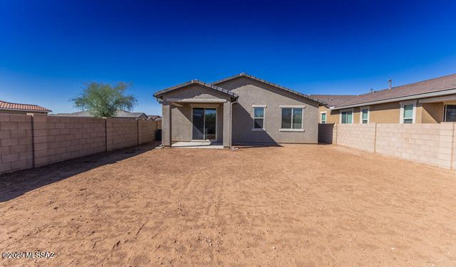 34989 S Lasso Lane, Red Rock, AZ 85145