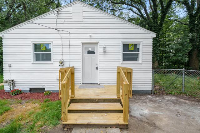 1301 Colgrove Avenue, Kalamazoo, MI 49048