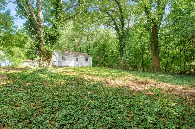 1301 Colgrove Avenue, Kalamazoo, MI 49048