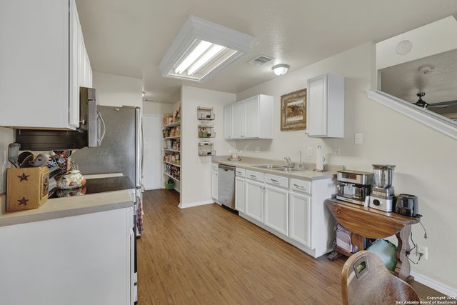 6131 Kensinger Pass, Converse, TX 78109