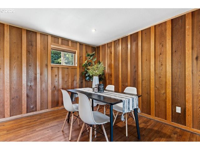 10100 Se WALNUT Dr, Happy Valley, OR 97086