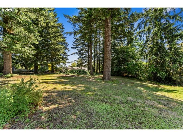 10100 Se WALNUT Dr, Happy Valley, OR 97086