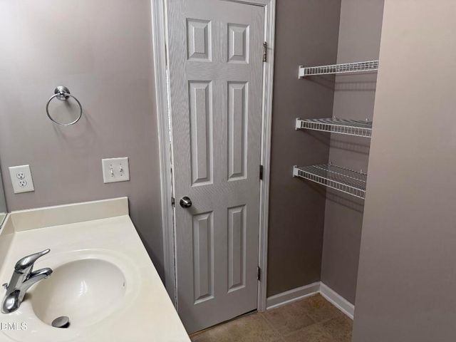 3102 Berkeley Springs Place, Raleigh, NC 27616