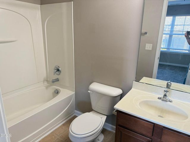 3102 Berkeley Springs Place, Raleigh, NC 27616